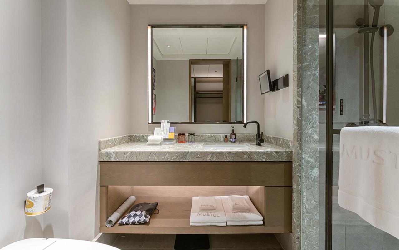 The Mustel Hotel Chongqing Hongyadong 外观 照片